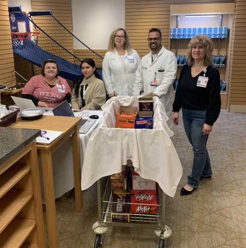 SMH Leadership Team Rounds with Candy Cart