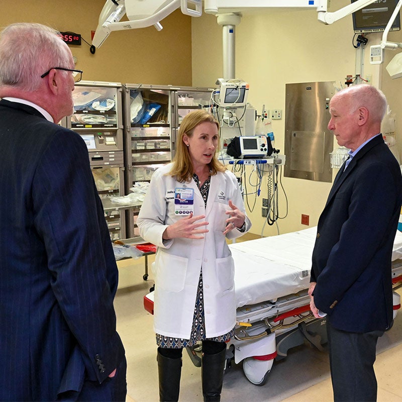 Congressman Joe Courtney Visits Saint Francis Emergency Department