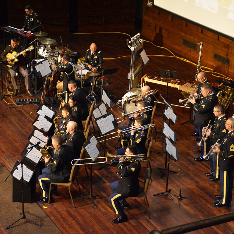 Mercy’s Annual Holiday Concert Delights Audience