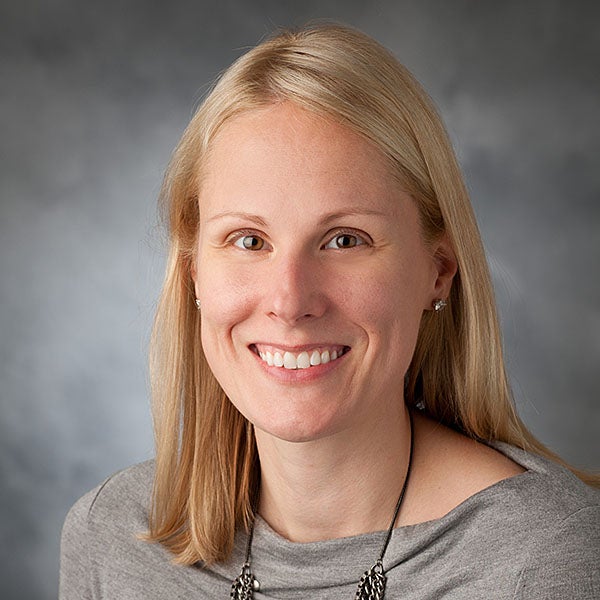 Lynn B Larochelle