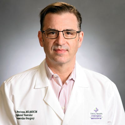 Scott R Fecteau
